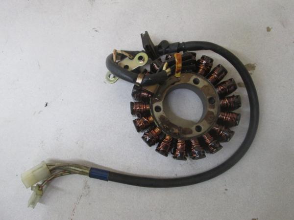 【BST】a★FZR400　1WG　純正　ジェネレーターコイル　　　　★