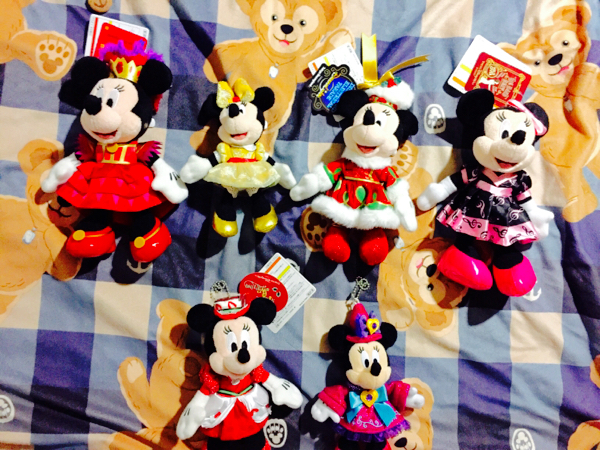 東京ディズニーリゾート ミニー ぬいぐるみバッジ 2点セット 東京ディズニーリゾート ミニー ぬいぐるみバッジ 2点セット 公式