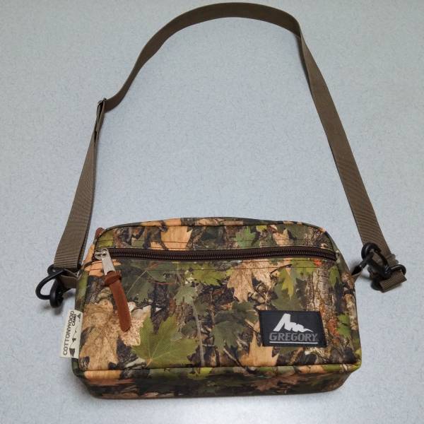GREGORY グレゴリー　ショルダーポーチM 美品　COTTONWOOD CAMO