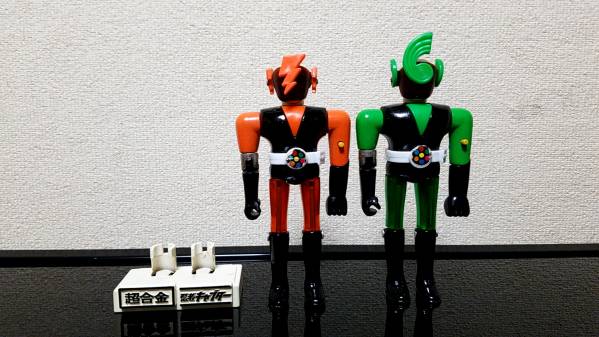 当時物　超合金　ポピー　忍者キャプター　雷忍　風忍　台座付