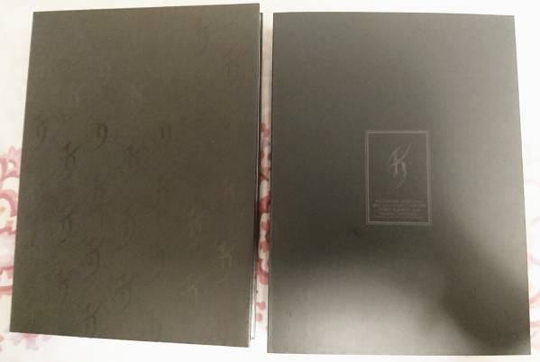 美品！オマケ付！【JUST MOVIV' ON MORAL-PRESENT- 】氷室京介