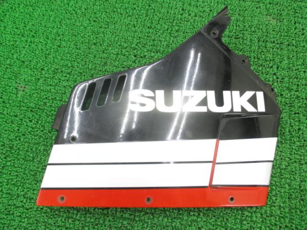 GSX-R750純正右サイドカウル黒☆▽GR71F(27A0)修復素材に！ 出番号