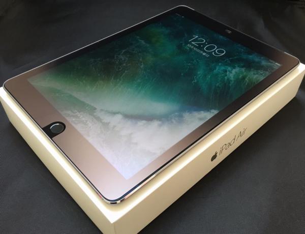 iPad Air2 16GB Wi-Fi Cellular SIMフリー Apple iPad AIR2 シルバー 
