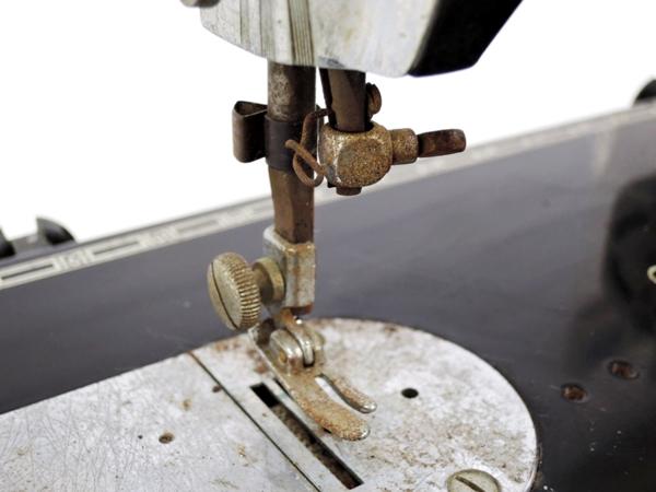 SINGER シンガー ミシン MERRITT 15-T64968 本体のみ 5★静15_5