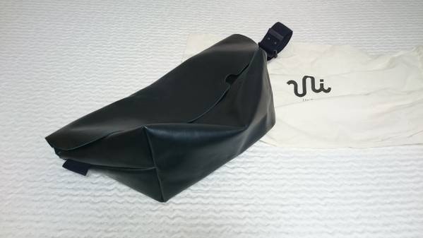 Uni&CO レザーメッセンジャーバック Ｌ DarkNavy 新古品