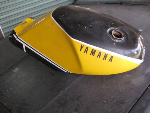 RZ250R　29L　純正タンク　再塗装ベース　現状　検）RZ350R　