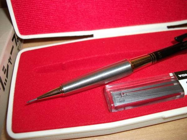 ウチダ ドローイングシャープ D型 0.5 UCHIDA Drawing Sharp D型0.5