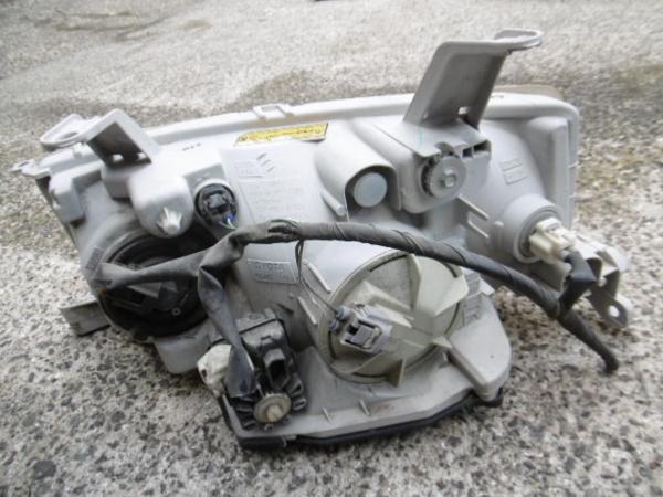 トヨタ純正 HID ヘッドライト 左右 NCP30 NCP31 NCP35 bB 後期 【公式