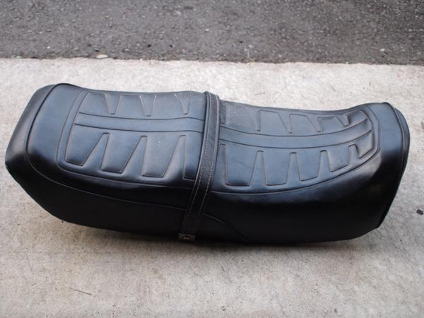 CB750F　RC04　ボルドール2　純正 オリジナル シート