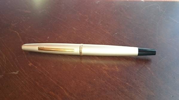 キャップレス　１９６０年代？　回転式　１４ｋペン先