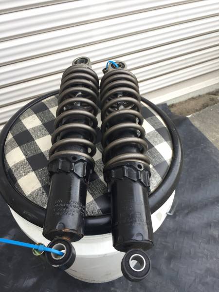 カヤバ(KYB) GASショック(2P) TGS350B　gs650g z1 z2