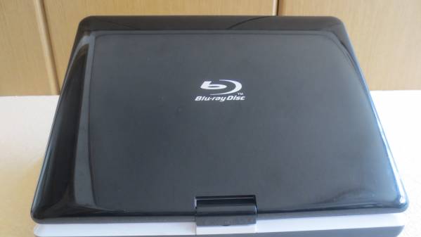 フルセグ搭載 ポータブルブルーレイプレーヤー APBD-F1050HK