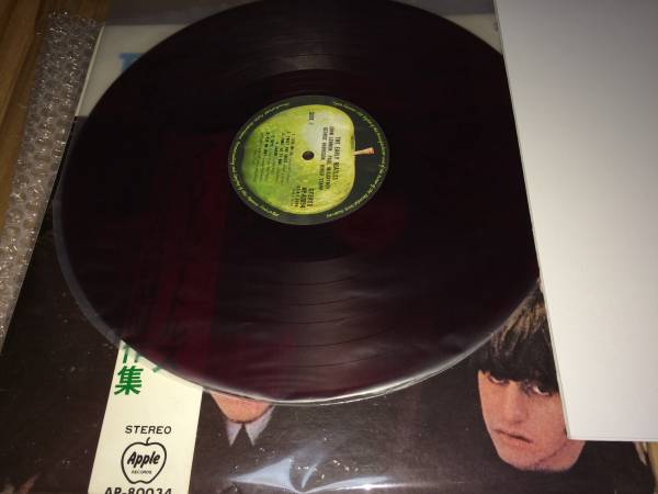このタイトルの赤盤は、激レア　しかもミント盤　アーリー初期傑作集　ビートルズ ザ・ビートルズ : 1962年～1966年[アナログ] - このタイトルの赤盤は