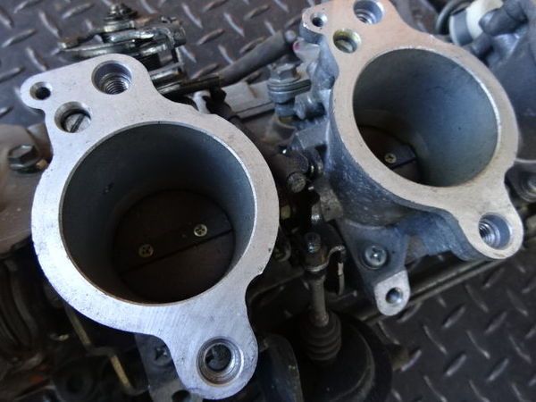 純正 AE111 レビン トレノ 4スロ 4連 スロットル 4AG AE101 AE86