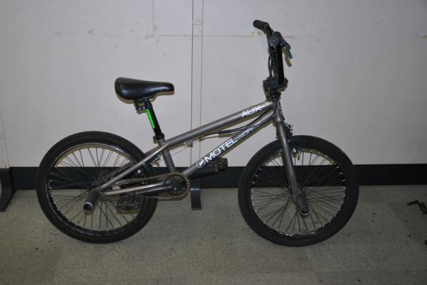 MOTEL 20インチ BMX