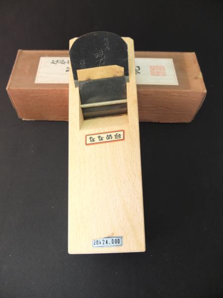 ＜在銘鉋＞ながれ戒十郎 白樫70mm 最高級鉋　わけあり品