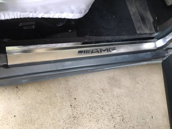 【W201】メルセデスベンツ 190E 純正 サイドステップカバー：黒 W201】メルセデスベンツ 190E 純正 サイドステップカバー：黒