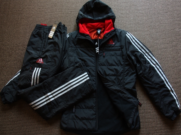 上下セット ウインドジャケットパンツ adidas（アディダス）24⁄7