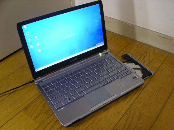 年末年始に、持ち歩くのに便利なミニVAIO VGN-TX52B