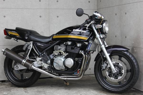 横浜 Kawasaki ゼファー400 C5 タイガーカラー 好調の入札履歴 - 入札