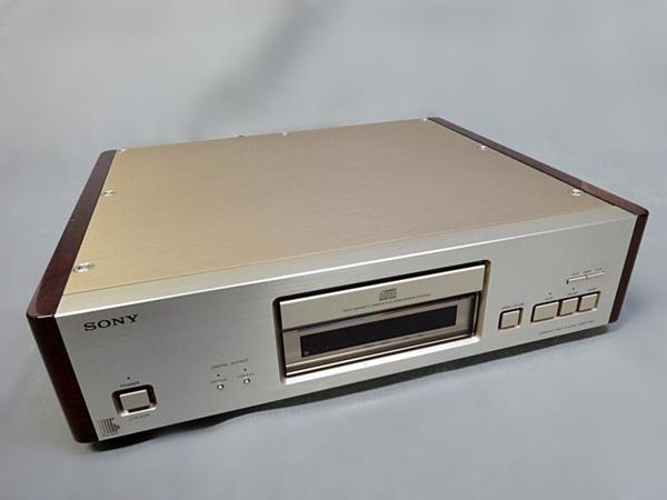 ジャンク SONY D-3000 セレブリティ CD ラジオ Y2171975