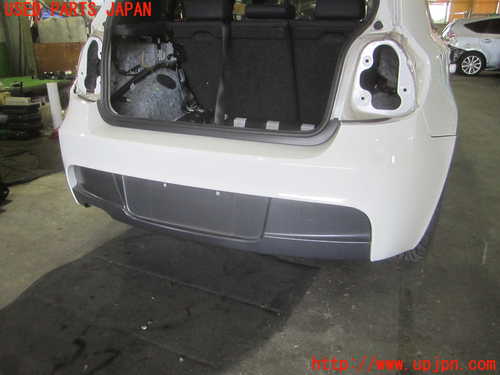 1UPJ-27761610]BMW120i E87(UD20)リアバンパー 中古