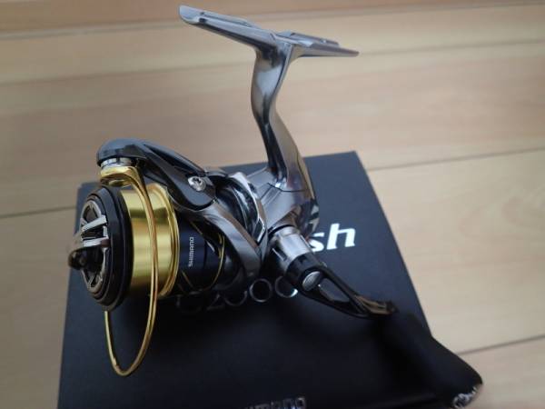 シマノ(SHIMANO) ☆美品☆ シマノ 16 ヴァンキッシュ C2000S 23 シマノ(SHIMANO) ☆美品☆ シマノ 16 ヴァンキッシュ C2000S 23