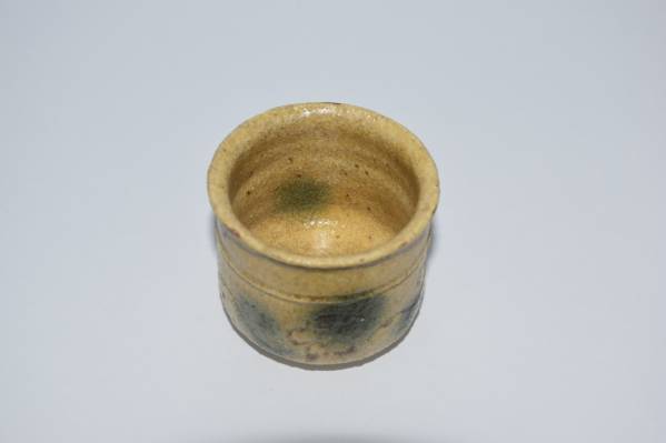 赤字超特価，品質保証 【人気作家 深見 文紀】 黄瀬戸胴紐ぐい呑