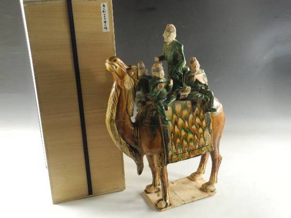 ◆伯◆中国 唐代 唐三彩 駱駝楽人俑 飾り 大置物 古陶器 a1481