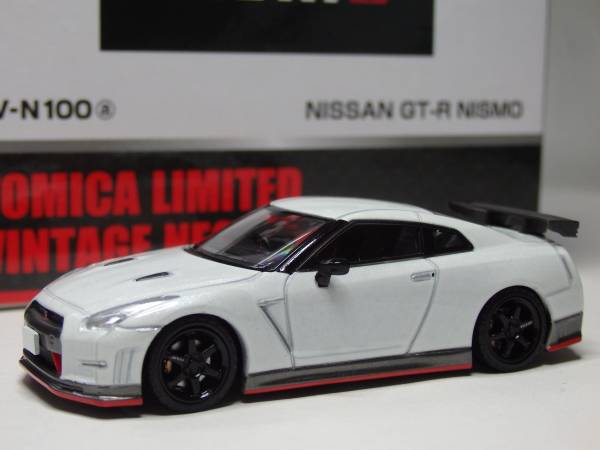 GT-R エブロ カルソニック 1⁄18 インパル | IMPUL GT500 1⁄43 CALSONIC
