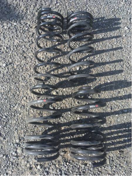 RS-R ダウンサス N009D 日産 ニッサン ノートニスモ マーチ 中古