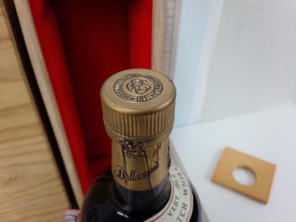 バランタイン 30年 Ballantine's 43%未開 スコッチウイスキー 未開栓古