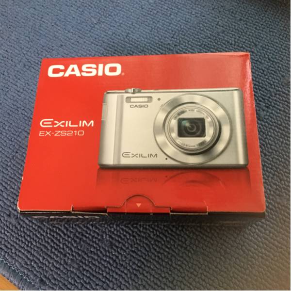 CASIO EXILIM EX-ZS210 新品