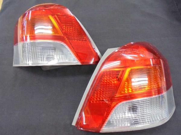 ヴィッツ（90系後期）純正テールレンズ左右セット　熊谷