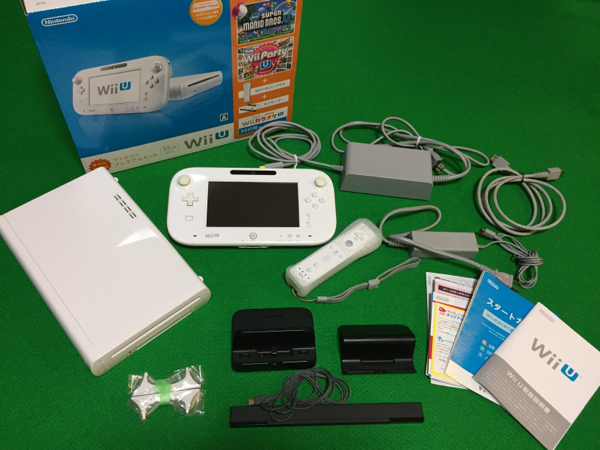 【美品です】Wii U ファミリー プレミアムセット32G 白 WUP-101