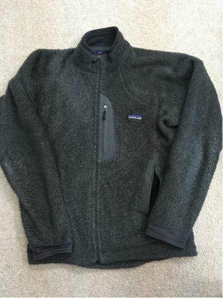 パタゴニア r2ジャケット 廃盤