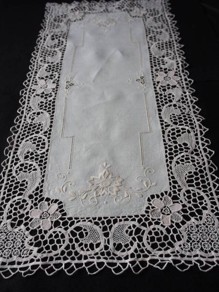 フランスアンティーク 豪華ポワン・ド・ベニースのレース手刺繍大判