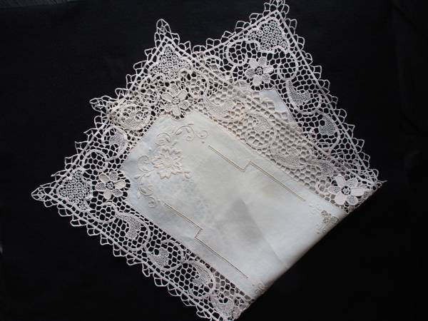 フランスアンティーク 豪華ポワン・ド・ベニースのレース手刺繍大判
