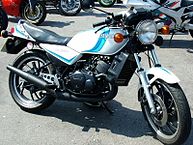 RZ350 4U0 | ヤマハ - RZ250 4L3 1⁄12 実動 ハセガワ (4U0) 動画あり