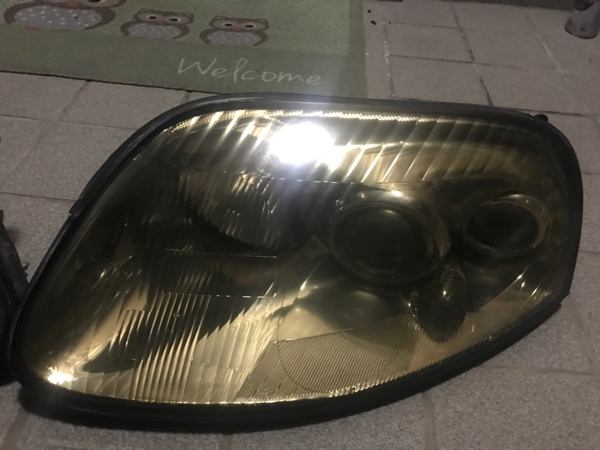 jza80 スープラ ヘッドライト 年式の割に美品