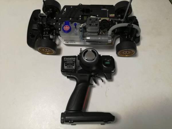 当時物4WD 京商エンジンラジコン カー フタバ検索タミヤHPI ヨコモ