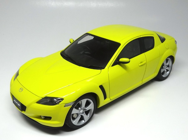 AUTOart オートアート マツダ RX-8 1/18 ミニカー ライトニング