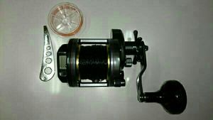 美品】シマノ 海魂 3000T SHIMANO へばり カイコン