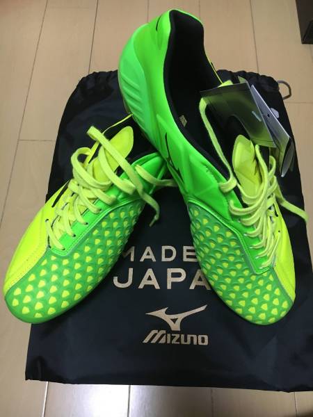 ウェーブイグニタス 4 JAPAN 28.0ミズノ社 本田圭佑 サッカー 日本代表 