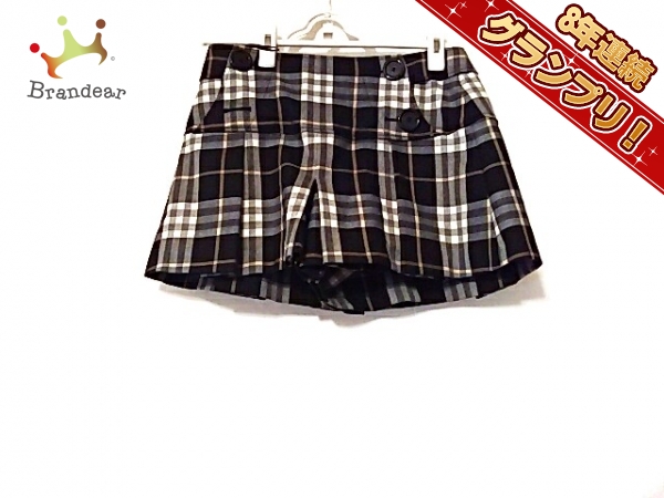バーバリーブルーレーベル ショートパンツ 36 レディース 美品
