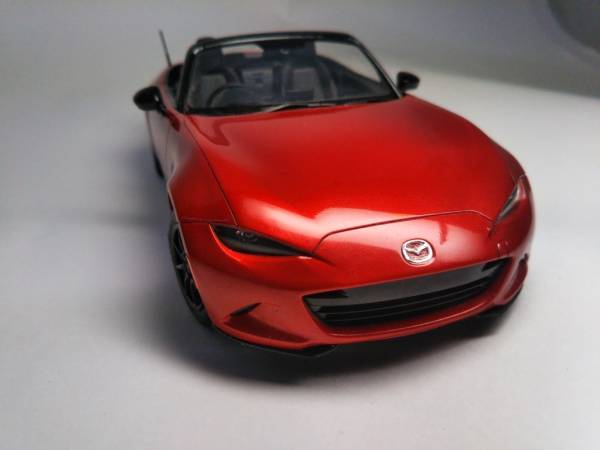 タミヤ　マツダロードスター　メタルレッド　1/24　完成品