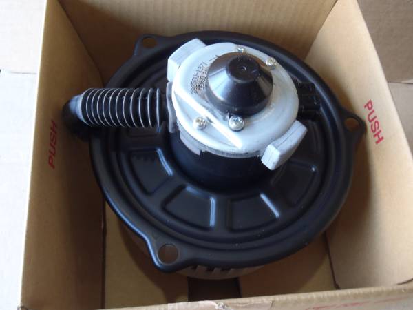 日野 純正 ブロアーモーター　ブロワーモータ　プロフィア　レンジャー　新品