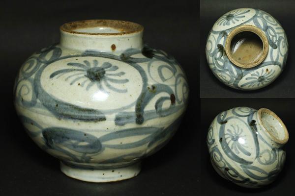 【侍】李朝時代 染付 草花文 壷 朝鮮古陶 2100