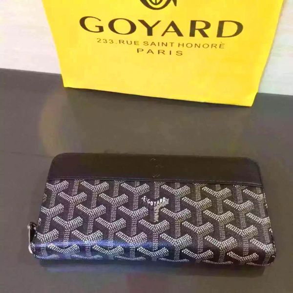 ゴヤール Goyard 小銭入れ 長財布 ラウンドジップ クラッチバッグ メンズ レディース 51 二つ折り財布 小銭入れあり 売買されたオークション情報 Yahooの商品情報をアーカイブ公開 オークファン Aucfan Com