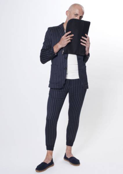即完売 新品☆ AKM TUCK PANTS JOG STRECH ストライプ 裾リブ イージー